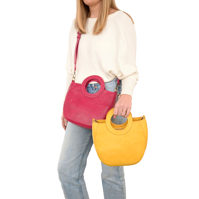 バッグ RICH I CIRCLE LEATHER HANDLE BAG IMG_2830.jpg