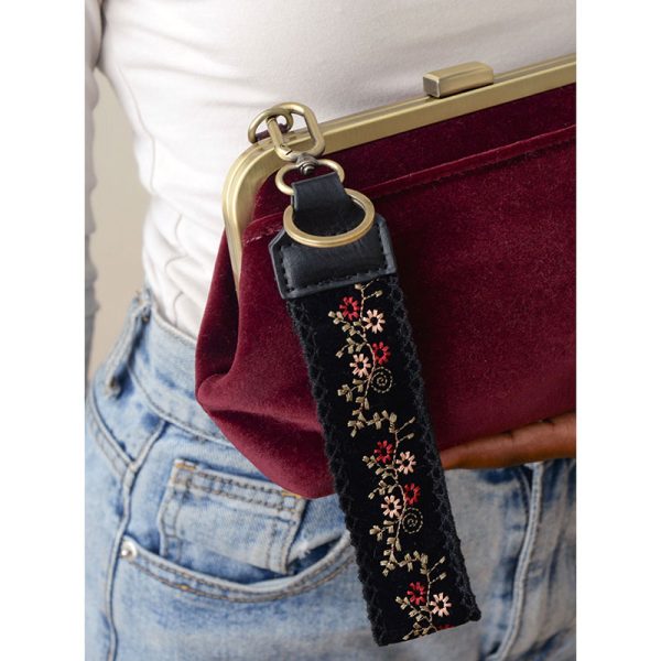 Black Daisy Chain Easy Find Wristlet | Joy Susan